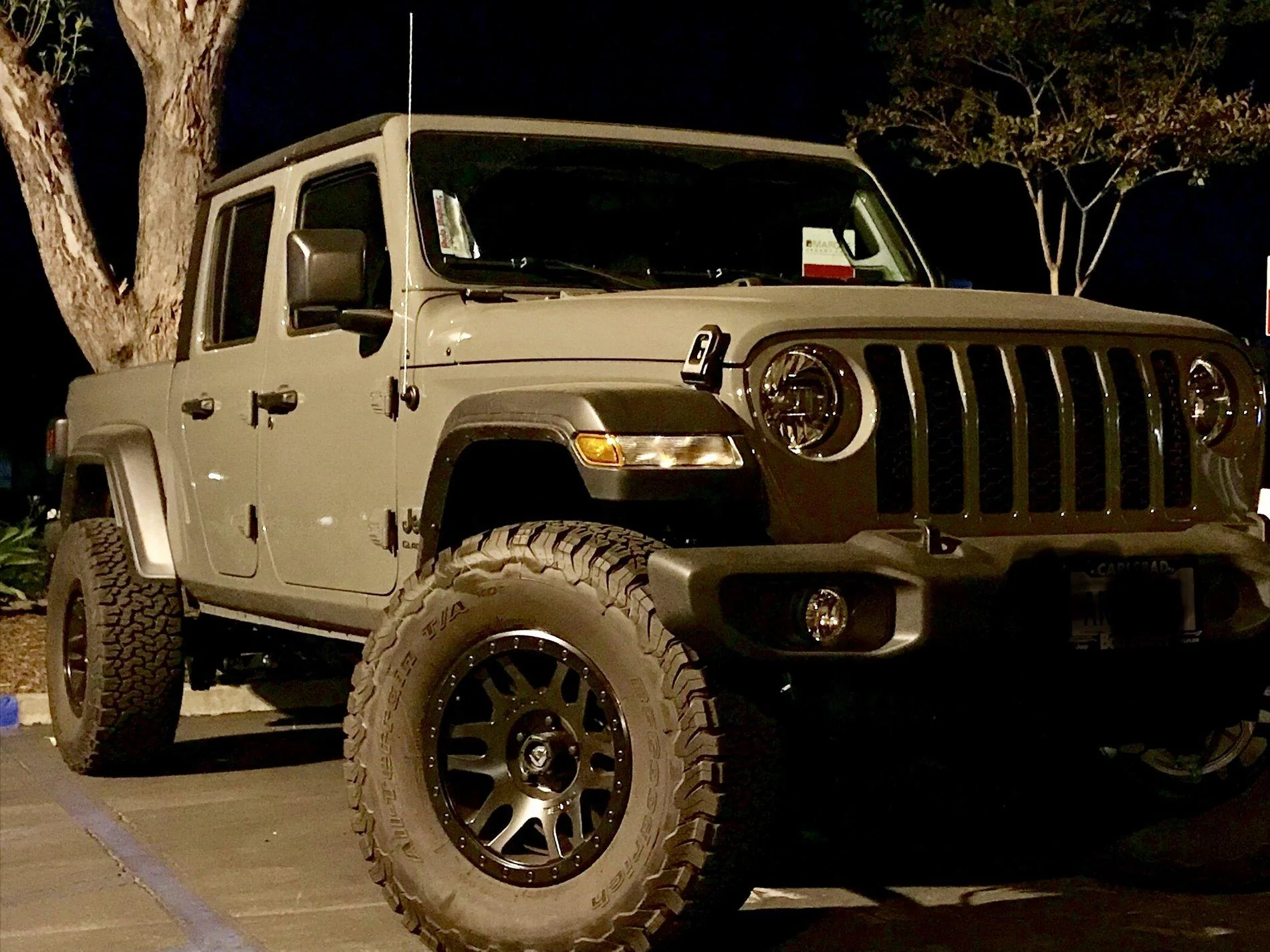 Jeep Gladiator STING GRAY Gladiator JT Club 0A63E49F-A91C-4431-B4C1-356D2FF850E9
