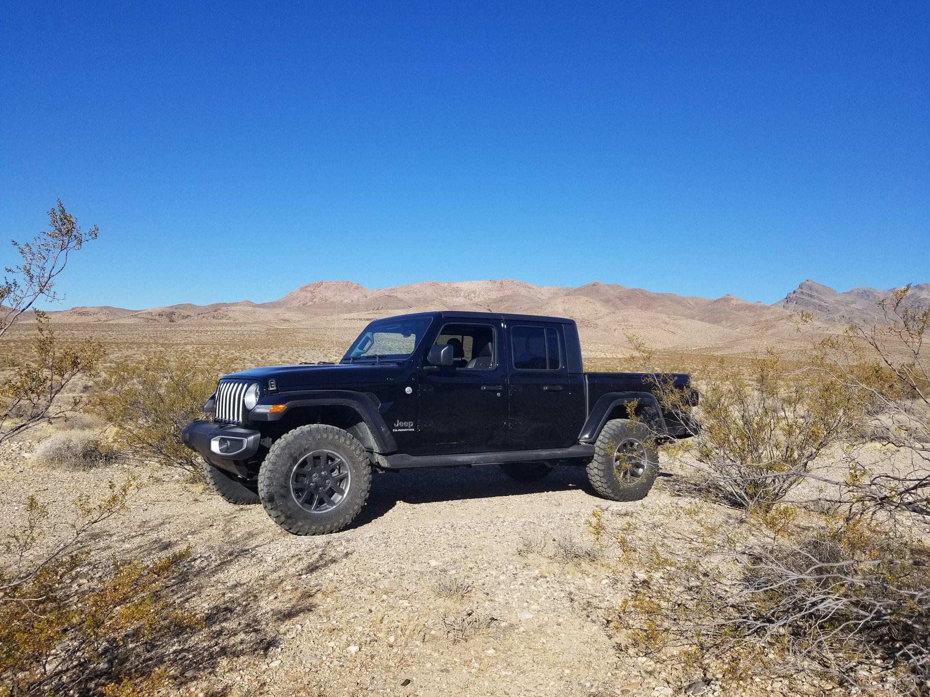 Jeep Gladiator Pictures of 33s and 35s 20191117_085446