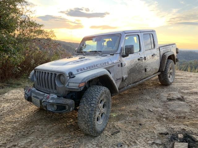 Jeep Gladiator Anyone Else Really Like Looking at Your Parked Rig? E0C8B50F-AAE1-4CF9-AB26-5BB42E5527A1