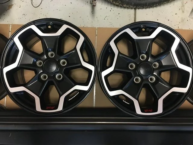 Jeep Gladiator Rubicon Upgraded Polished Black Wheels - Takeoffs 4CD83DE9-1CC1-4BA0-905B-0784DA6B18FF