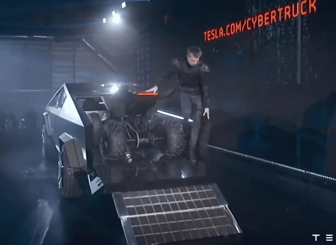 Jeep Gladiator Tesla Cybertruck anyone? upload_2019-11-21_22-42-21