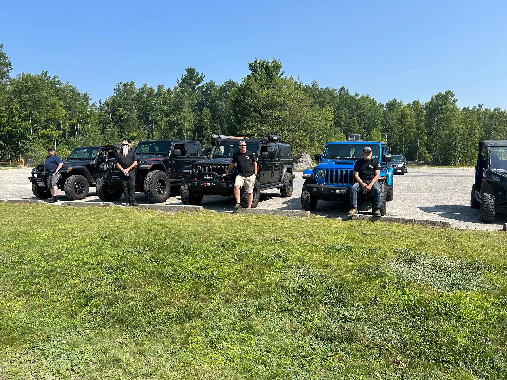 Jeep Gladiator Black Sheep , Blue  Jeep! IMG_3995
