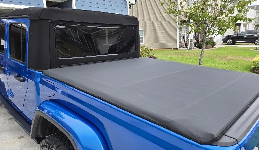 Jeep Gladiator Mopar soft roll up tonneau fabric question Screenshot_20240929_132841_Gallery