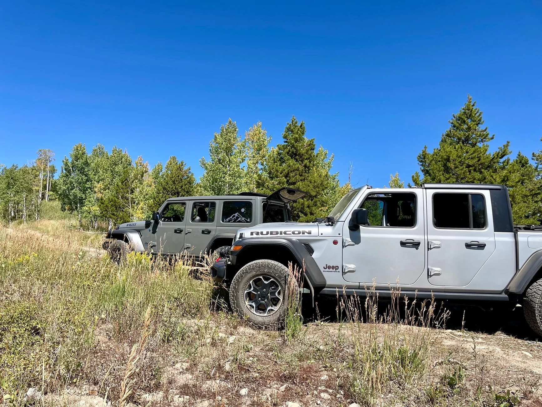 Jeep Gladiator New Product Giveaway: Free EZ4X4 EZ FlipTop by and Truck Buddiez. Comment to Enter IMG_7599
