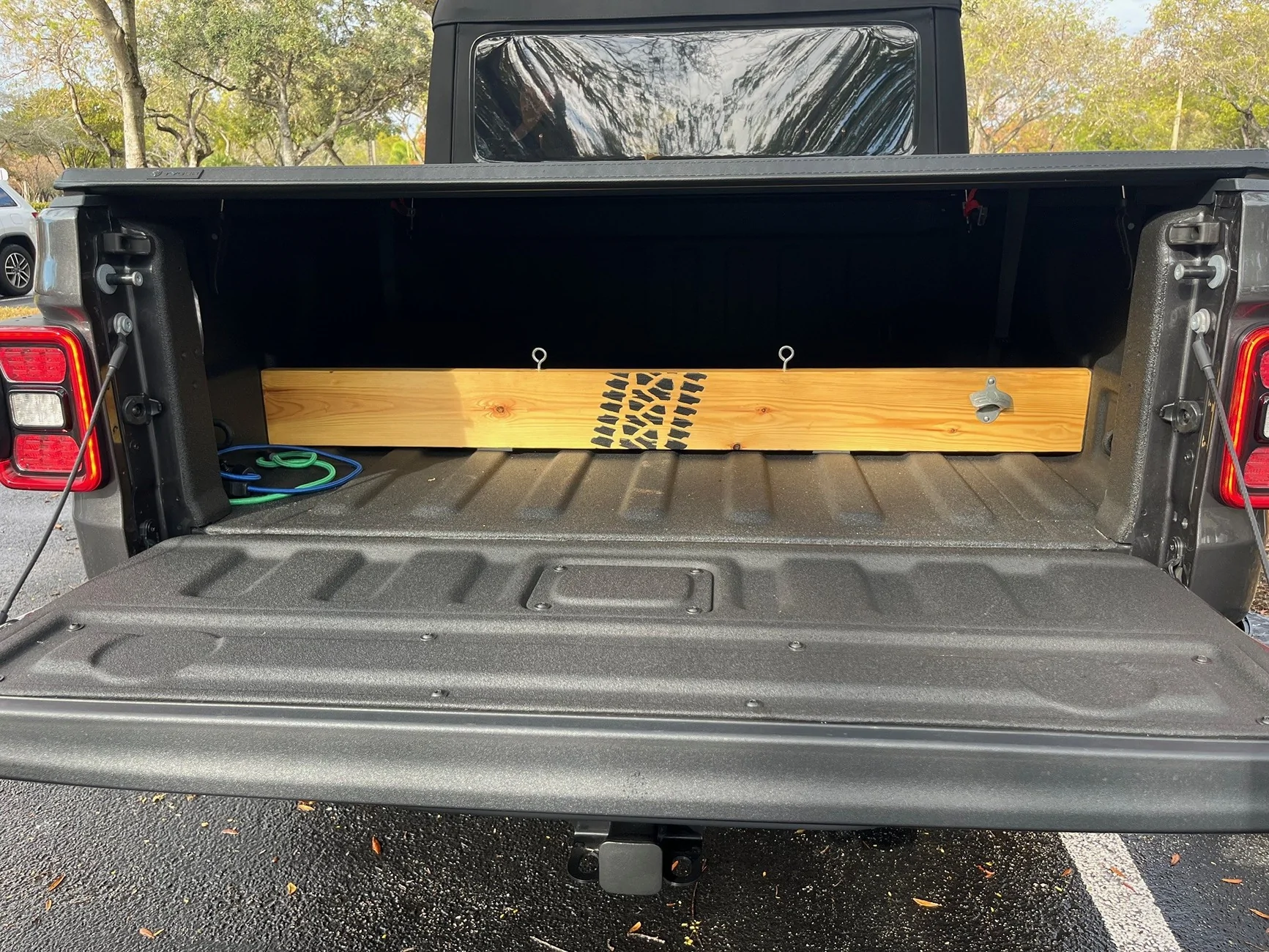Jeep Gladiator Easy JT mods BED DEVIDER