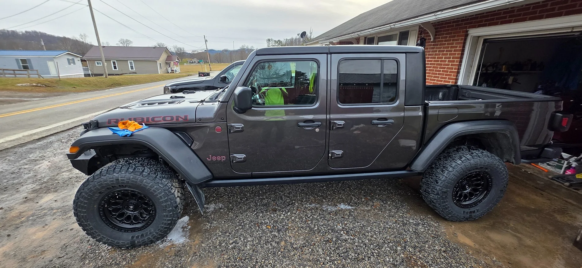 Jeep Gladiator Show me your high mileage 3.6 with oil recommendations ! 20260214_161744
