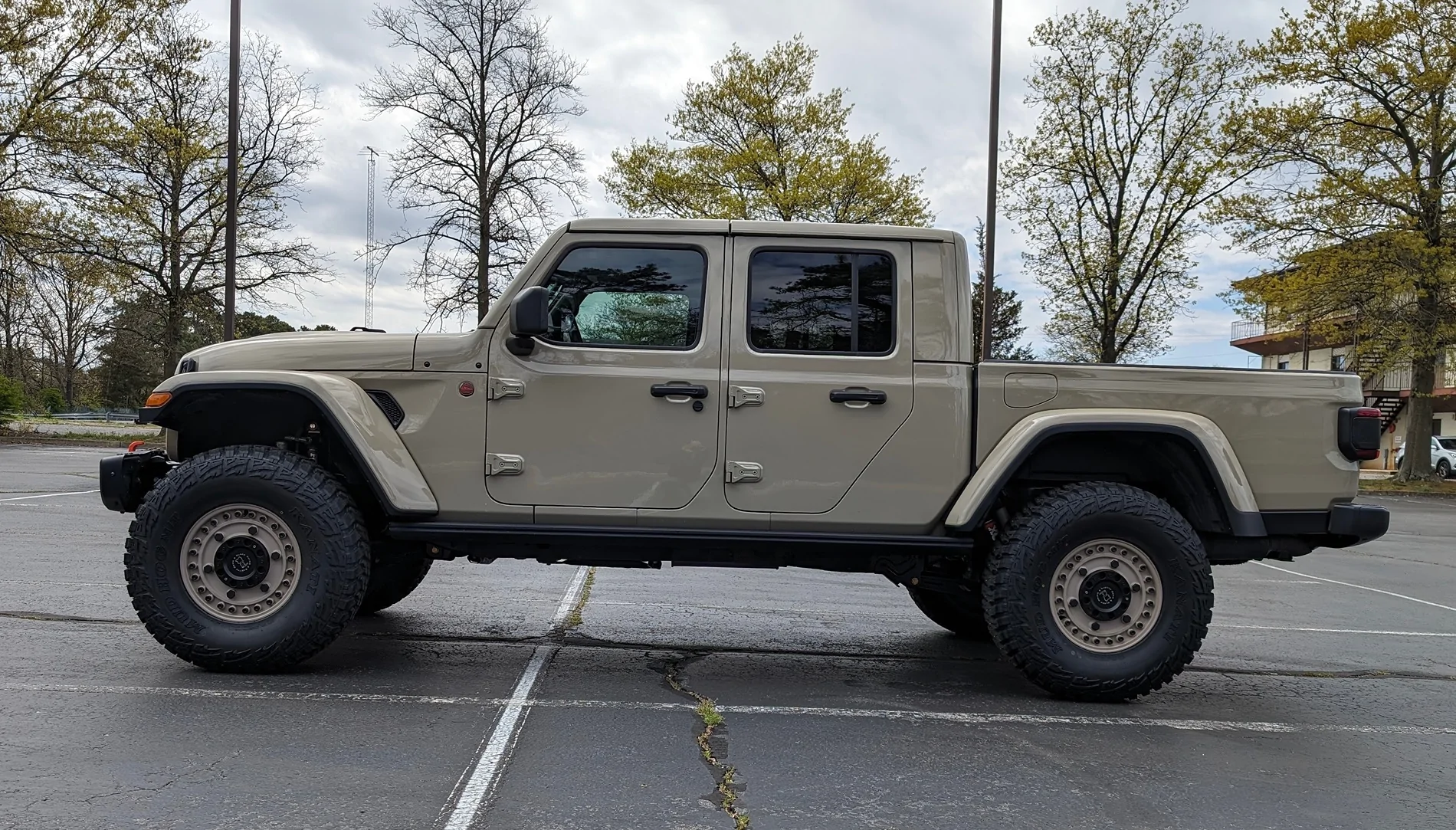 Jeep Gladiator Opinions on These 37” Tires... Mojav