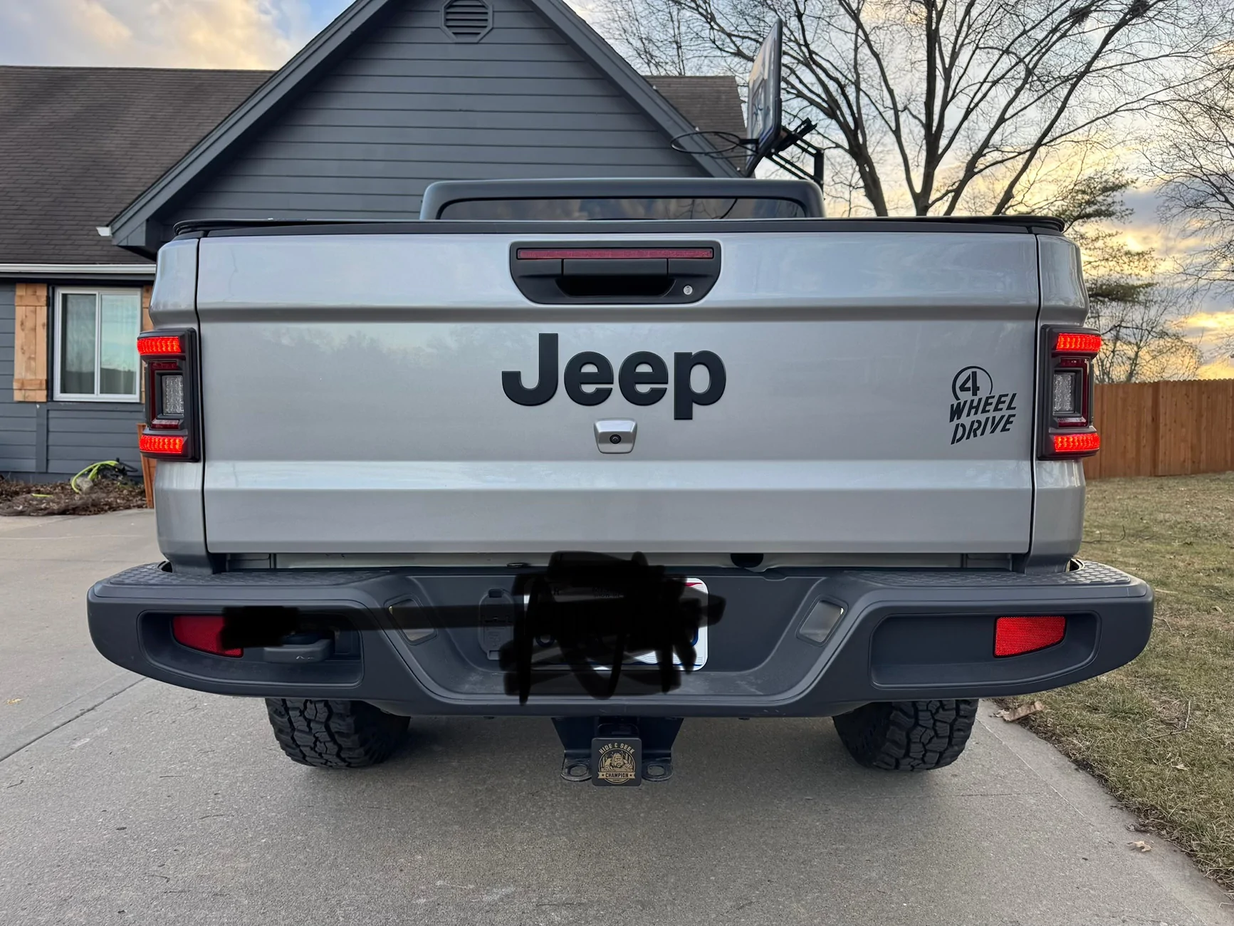 Jeep Gladiator New flush tail light coming ? IMG_3492