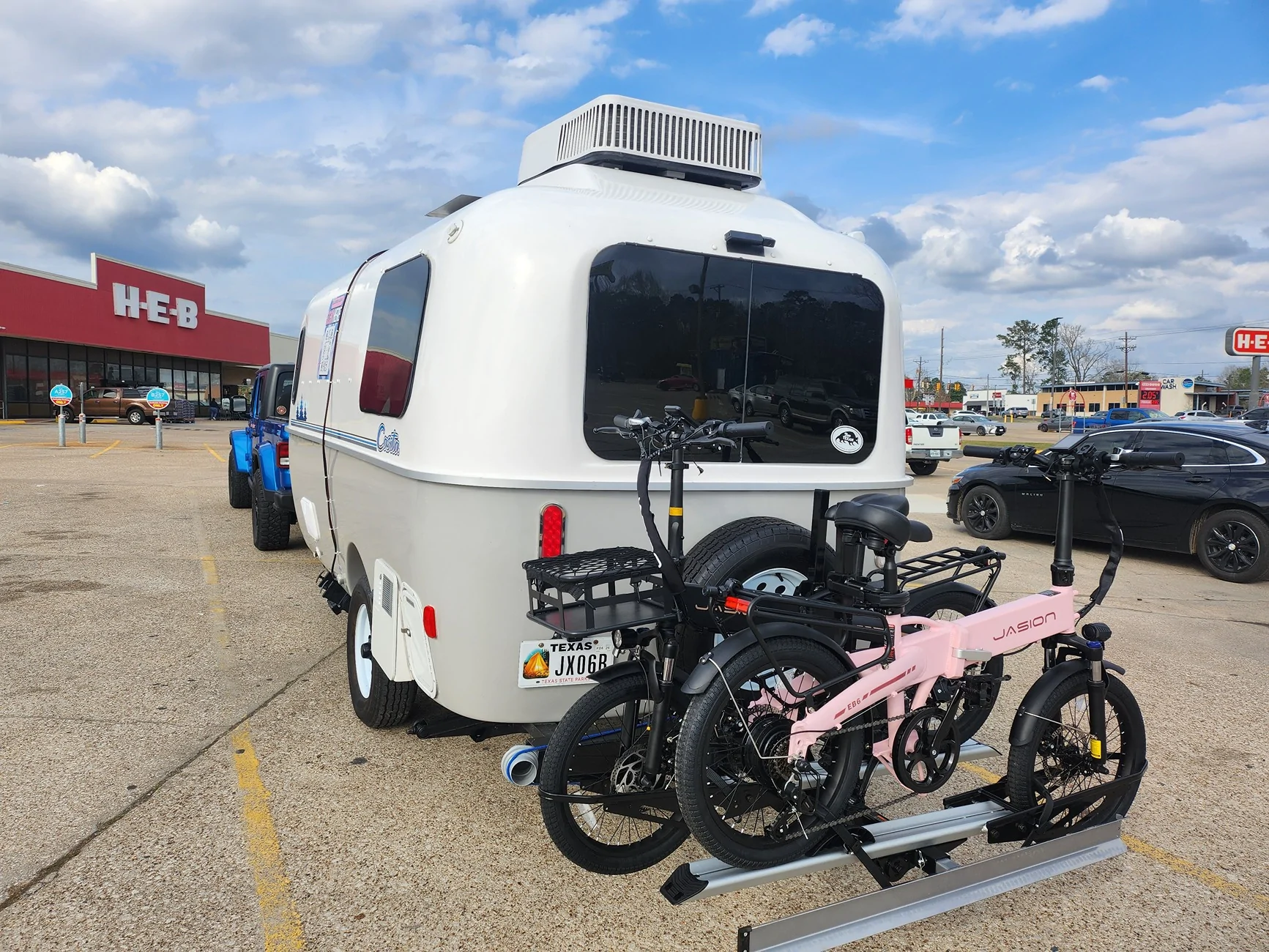 Jeep Gladiator Let's see your setups! Casita and e-bikes