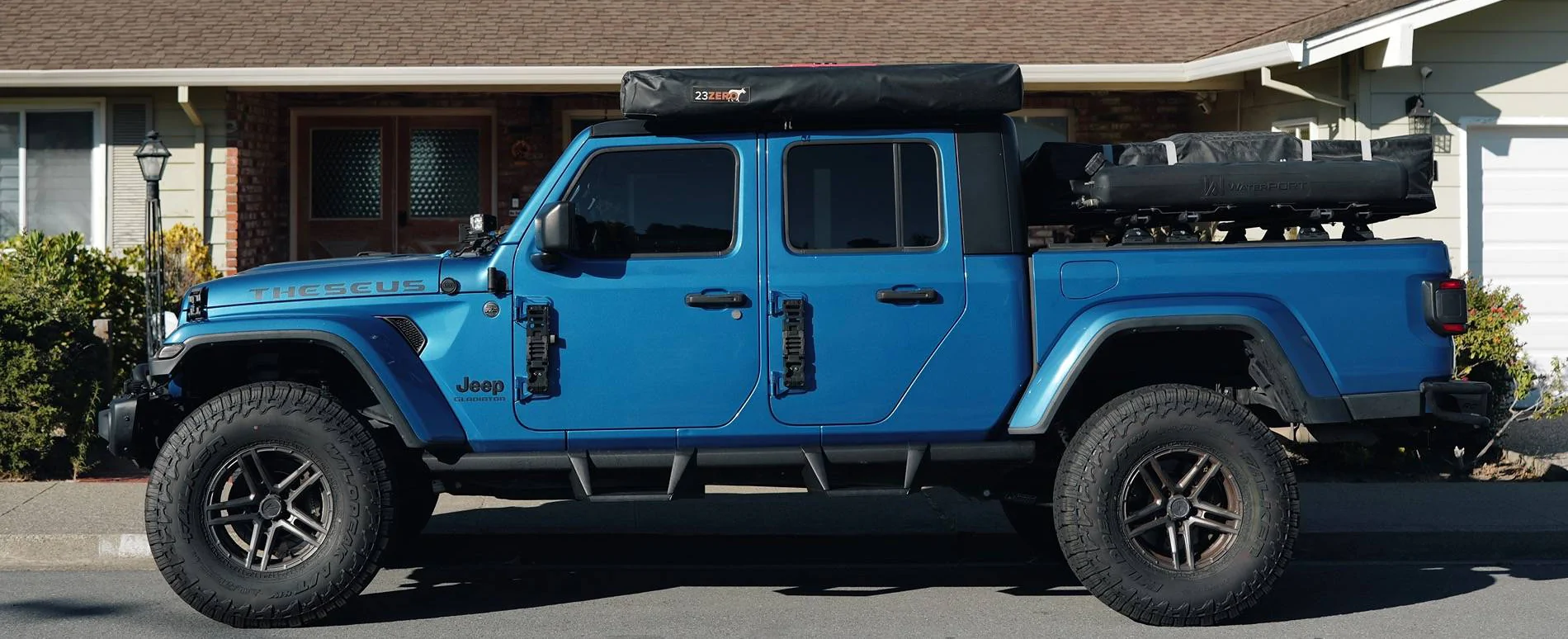 Jeep Gladiator NXTGEN Cross Terrain Steps (Rock Rail Steps) installed IMG_8241