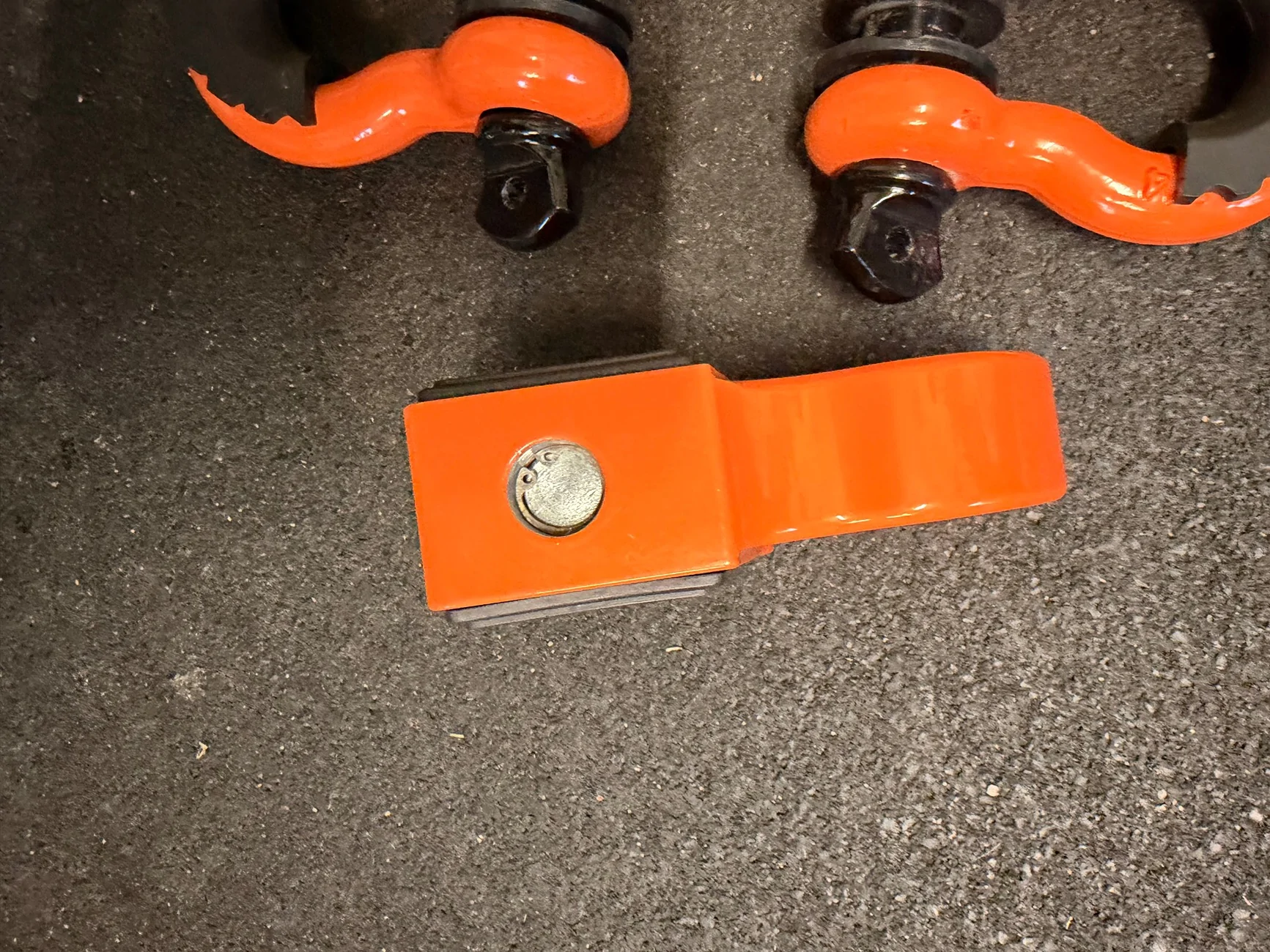 Jeep Gladiator FS- Factor 55 Flat Link Shackle (like new) + two D-Rings (Orange) IMG_3511
