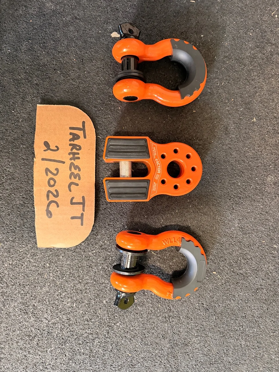 Jeep Gladiator FS- Factor 55 Flat Link Shackle (like new) + two D-Rings (Orange) IMG_3523