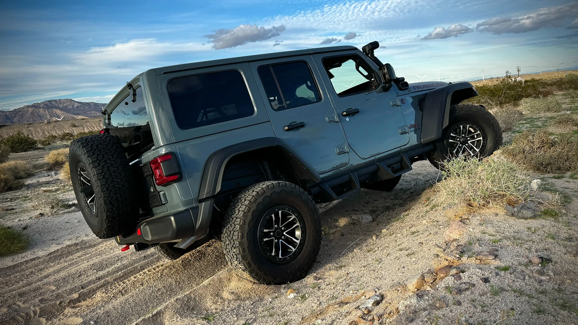 Jeep Gladiator NXTGEN Cross Terrain Steps (Rock Rail Steps) installed IMG_0882