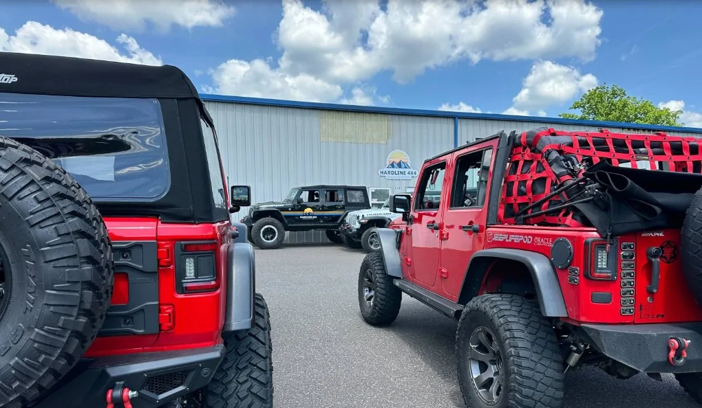 Jeep Gladiator Who's ready for spring. 1000017841