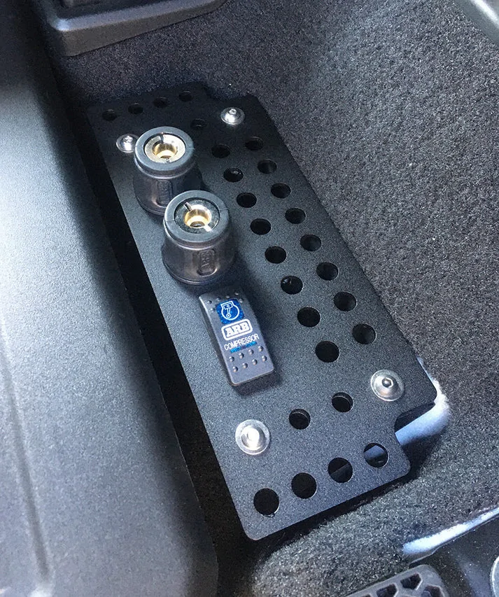 Jeep Gladiator Bolt storage tray missing in 2026 Gladiator USM-0000-1-5