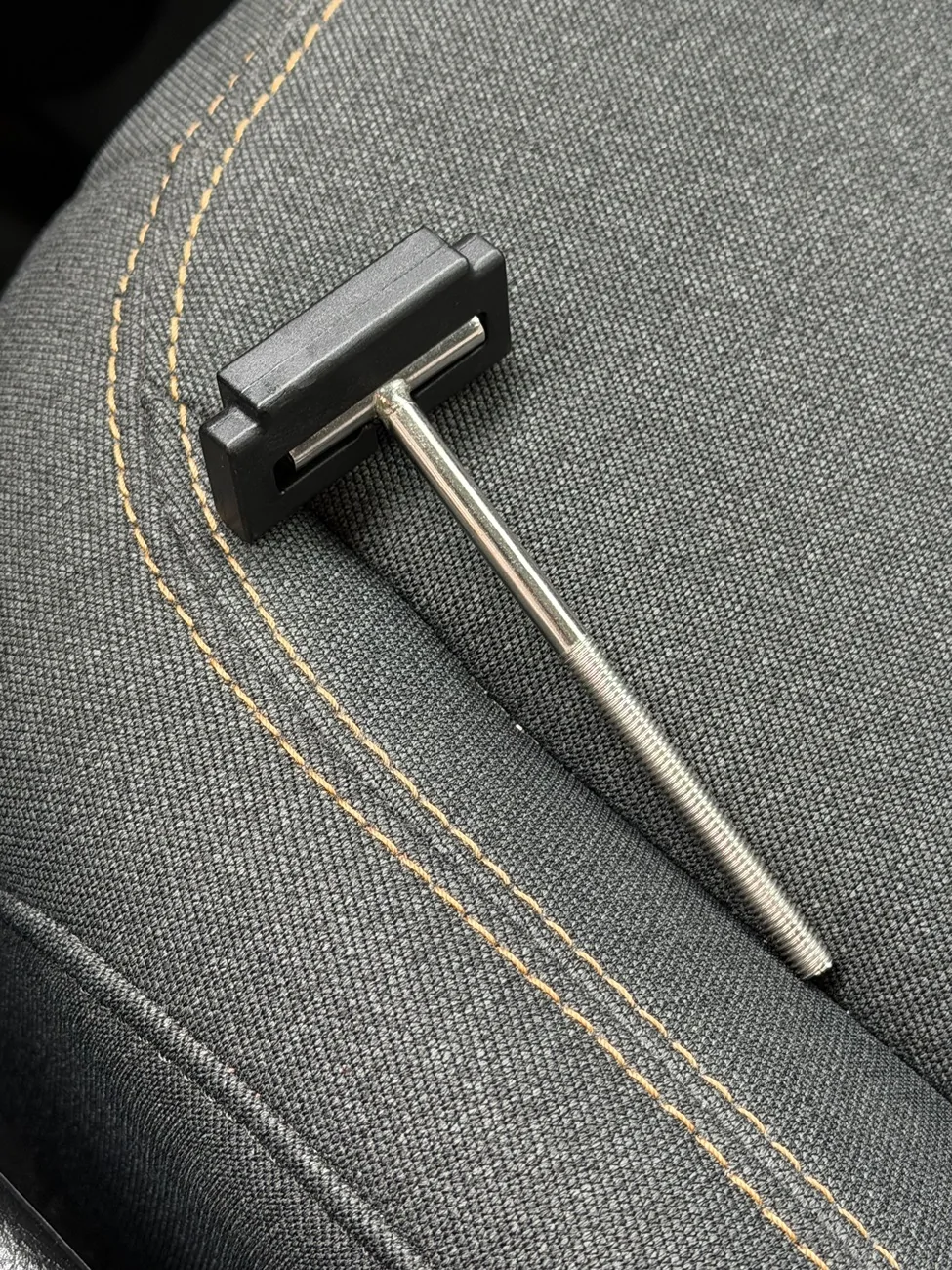 Jeep Gladiator Bolt with plastic top ???? IMG_0012