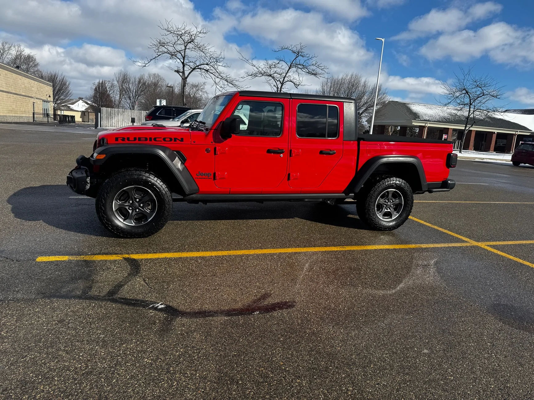 Jeep Gladiator Hello everyone, 1st Post. IMG_8818