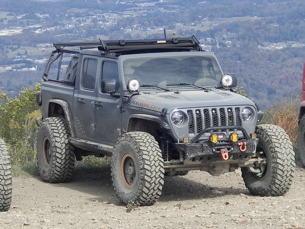 Jeep Gladiator 40’s Fitment. IYHqtu2h