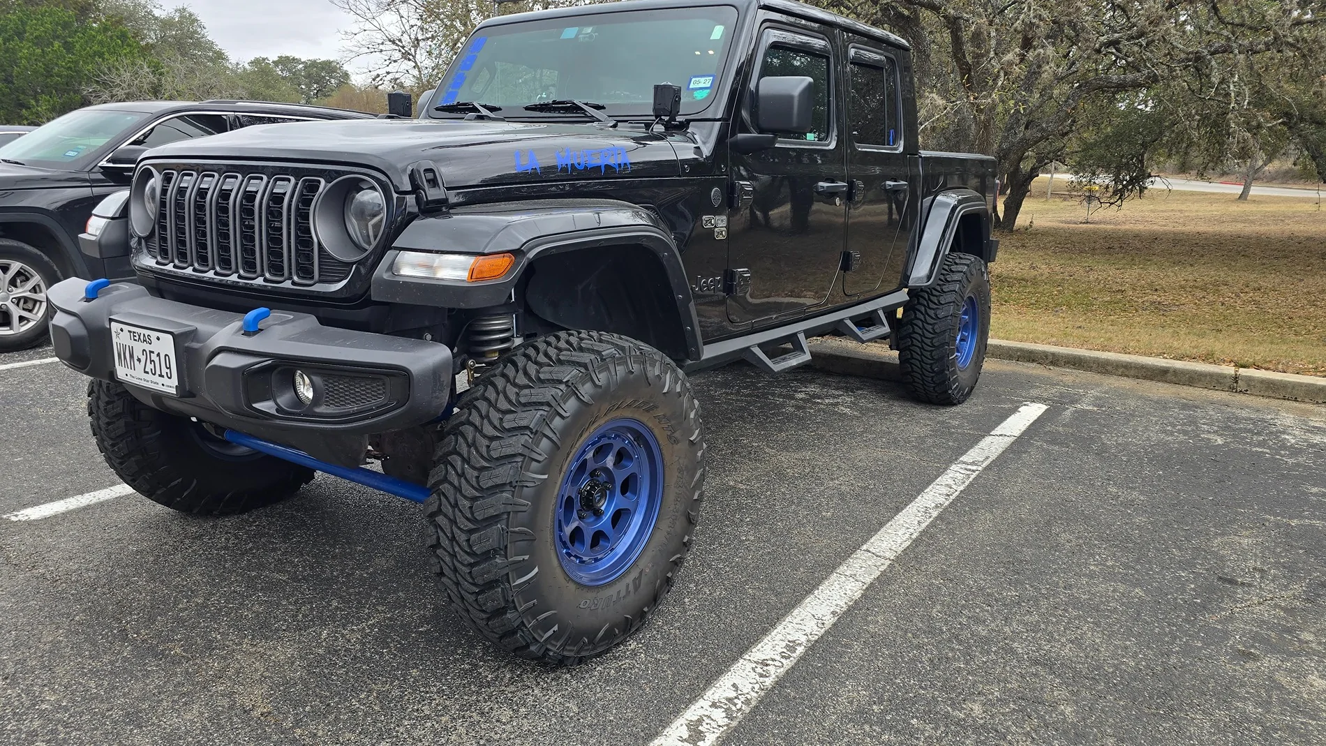 Jeep Gladiator 2025 Jeep Gladiator Nighthawk 6 inch Rough Country Lift 20260306_092256
