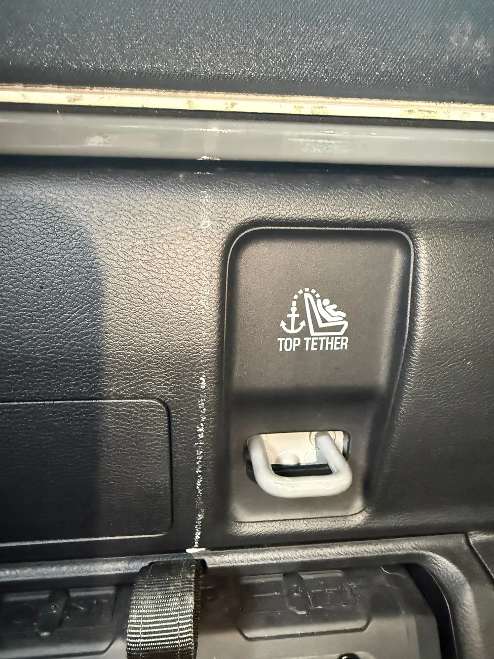 Jeep Gladiator Mold in CLEAN 2023 Gladiator - PNW IMG_5015