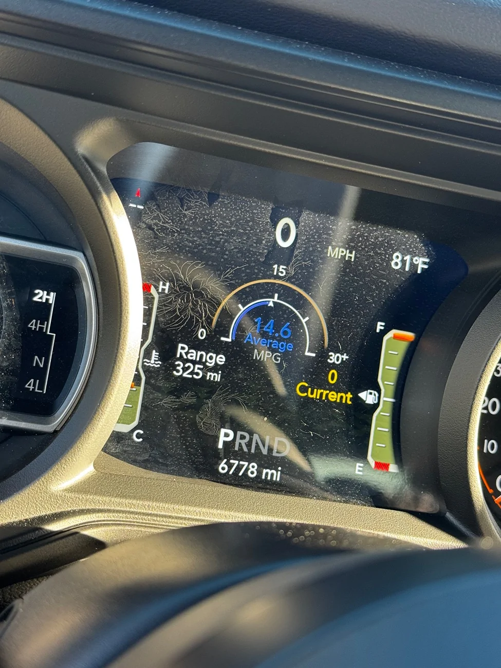 Jeep Gladiator Gauge cluster glass delamination? IMG_4979