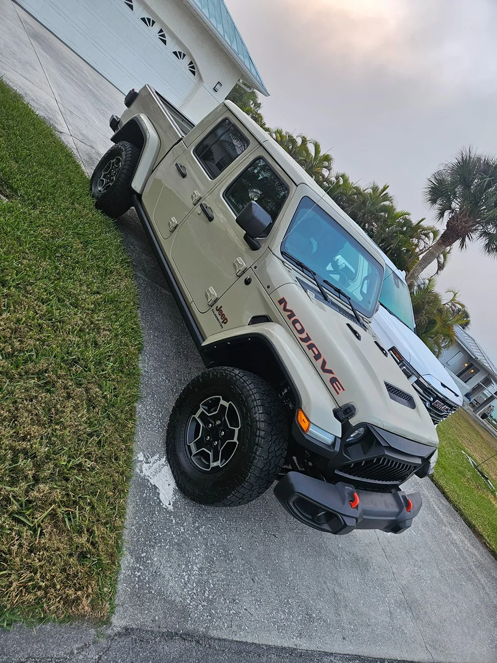 Jeep Gladiator Anyone running 35x11.5s on a 17x9 wheel? 1000050616