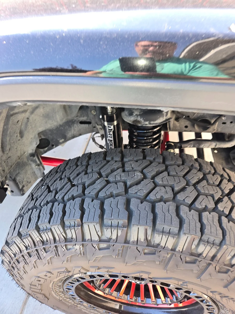 Jeep Gladiator Anyone running 35x11.5s on a 17x9 wheel? 20250925_132339