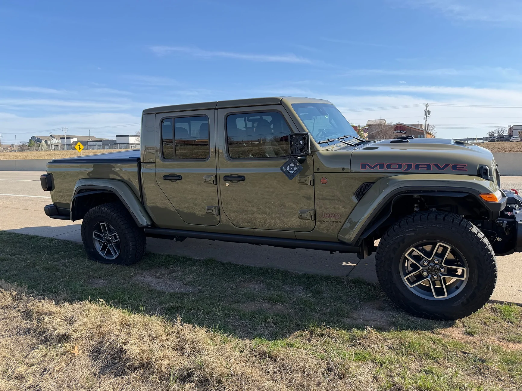 Jeep Gladiator Sideswiped. Now what? IMG_9743