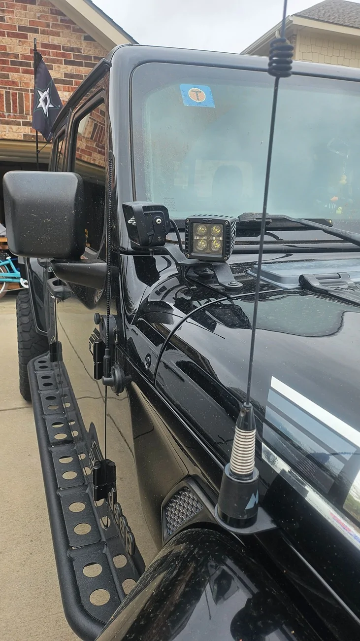 Jeep Gladiator Midland Antenna (wind test) 20260310_122757