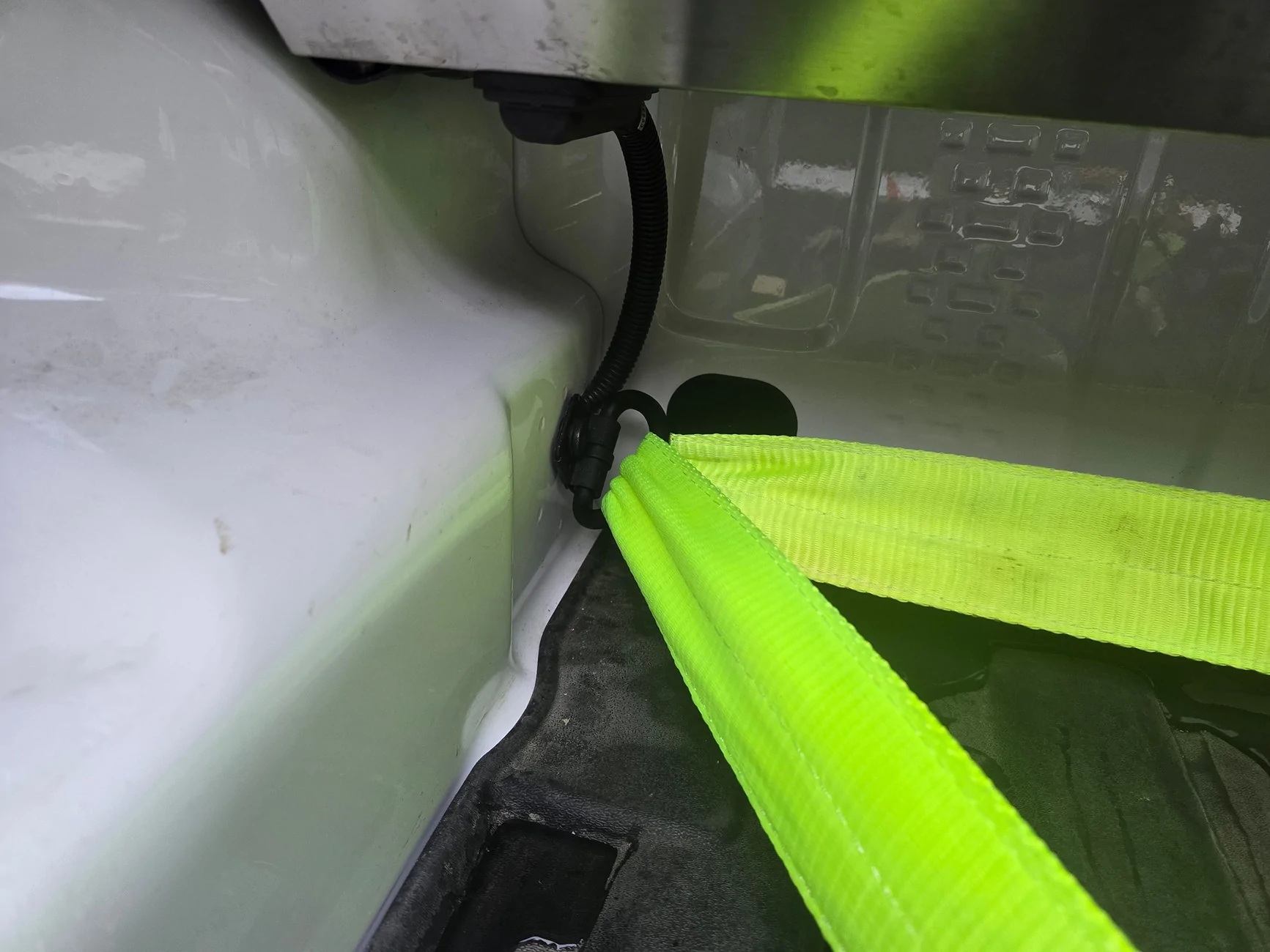 Jeep Gladiator Load Rating of the Swivelling Anchor Points in the Bed? 20260312_173914