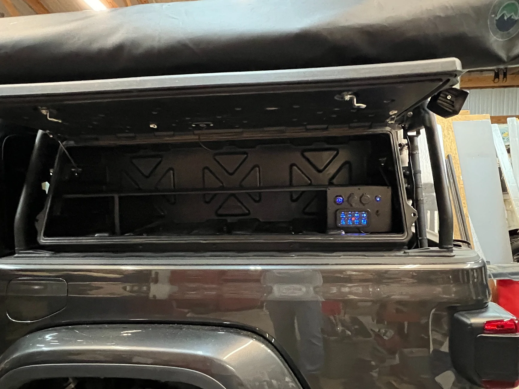Jeep Gladiator Battery setup for overlanding?'s IMG_4870