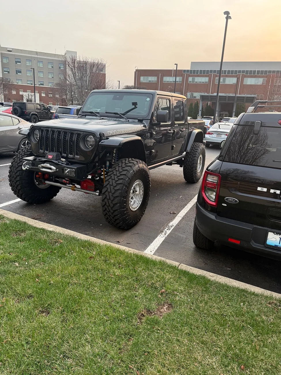 Jeep Gladiator Spotted in Louisville IMG_1089