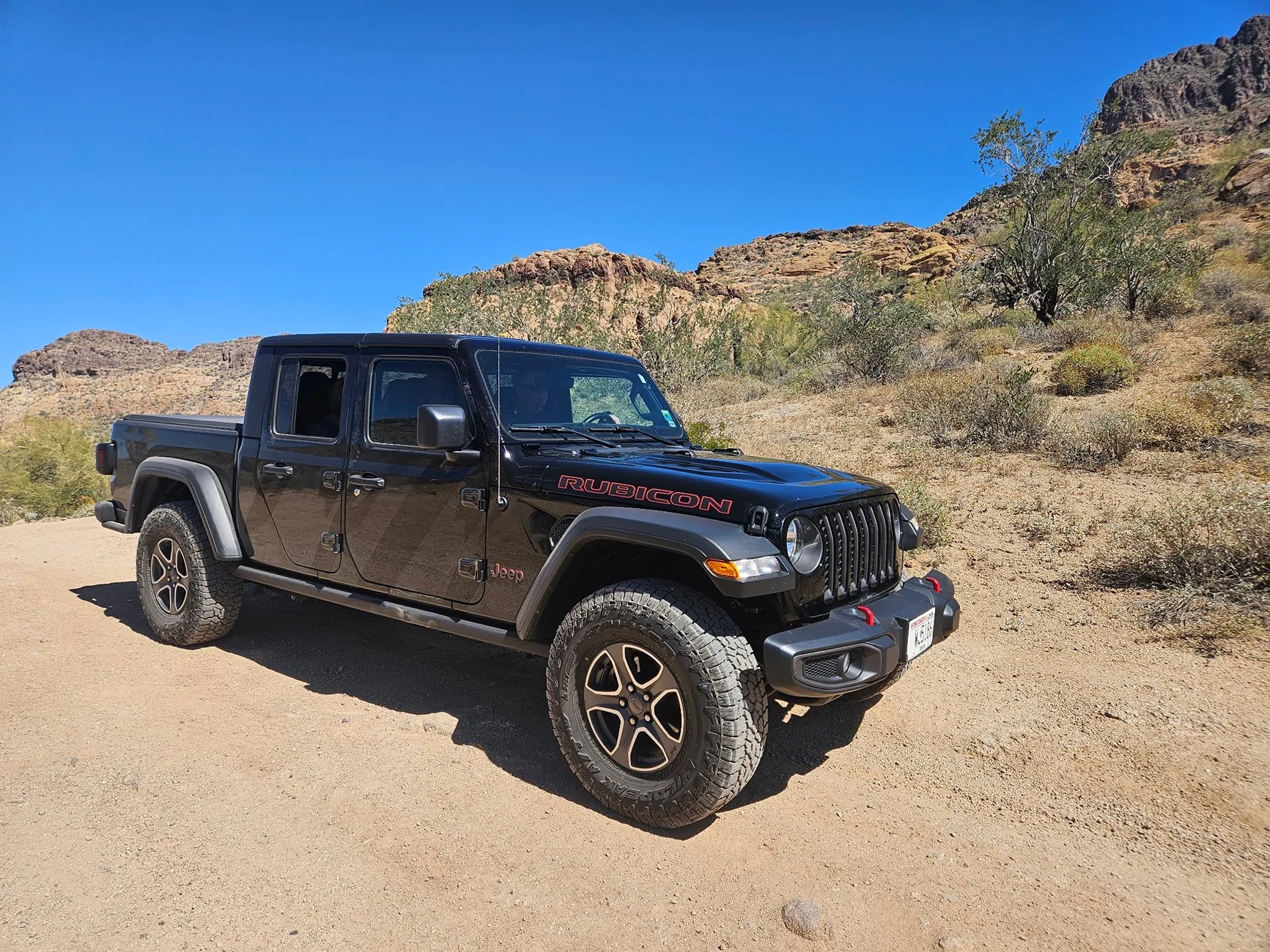 Jeep Gladiator Lift or 35’s on Rubicon 6454965859479894935