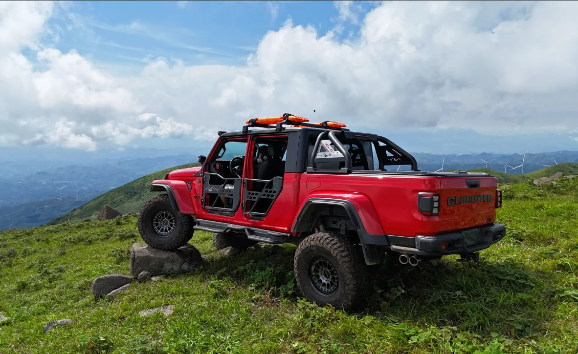 Jeep Gladiator New High Clearance Wheel-to-Wheel Steps for your JT - Custom DIY Look! (by MONOKING) 🏔️ e60099b9-4fbb-4478-99d8-d63a29d212cd
