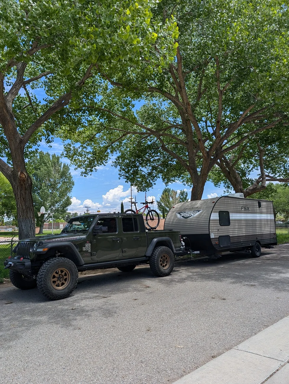 Jeep Gladiator 1 Ton and 40"s JTRD PXL_20240720_190051274