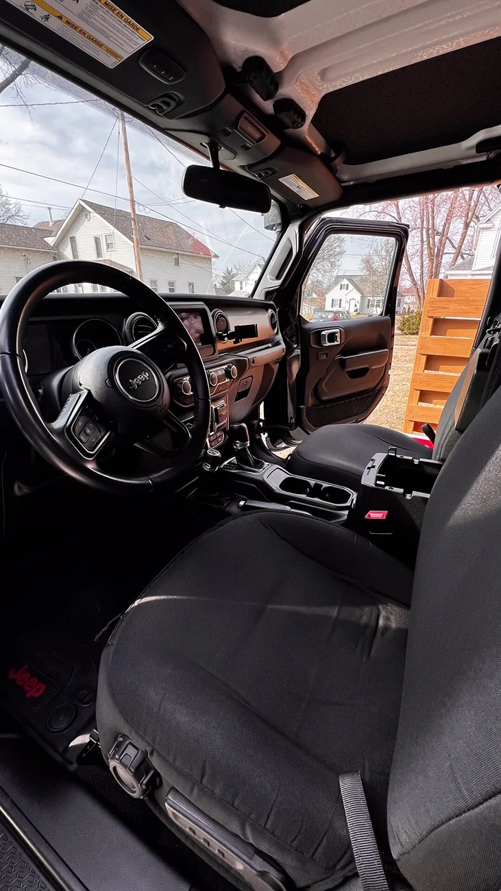 Jeep Gladiator For Sale: 2021 Jeep Gladiator Sport S with Alu-Cab Canopy Camper — $38,500 OBO IMG_1186