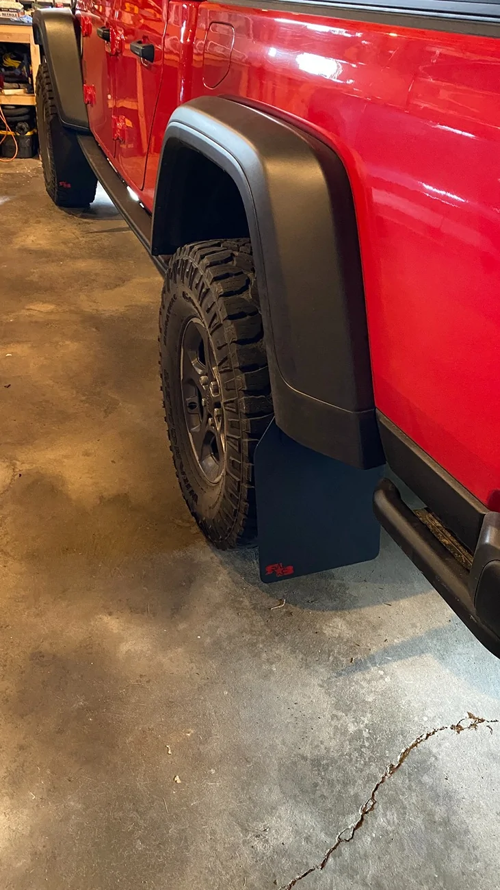 Jeep Gladiator Anyone running 35x11.5s on a 17x9 wheel? IMG_2686