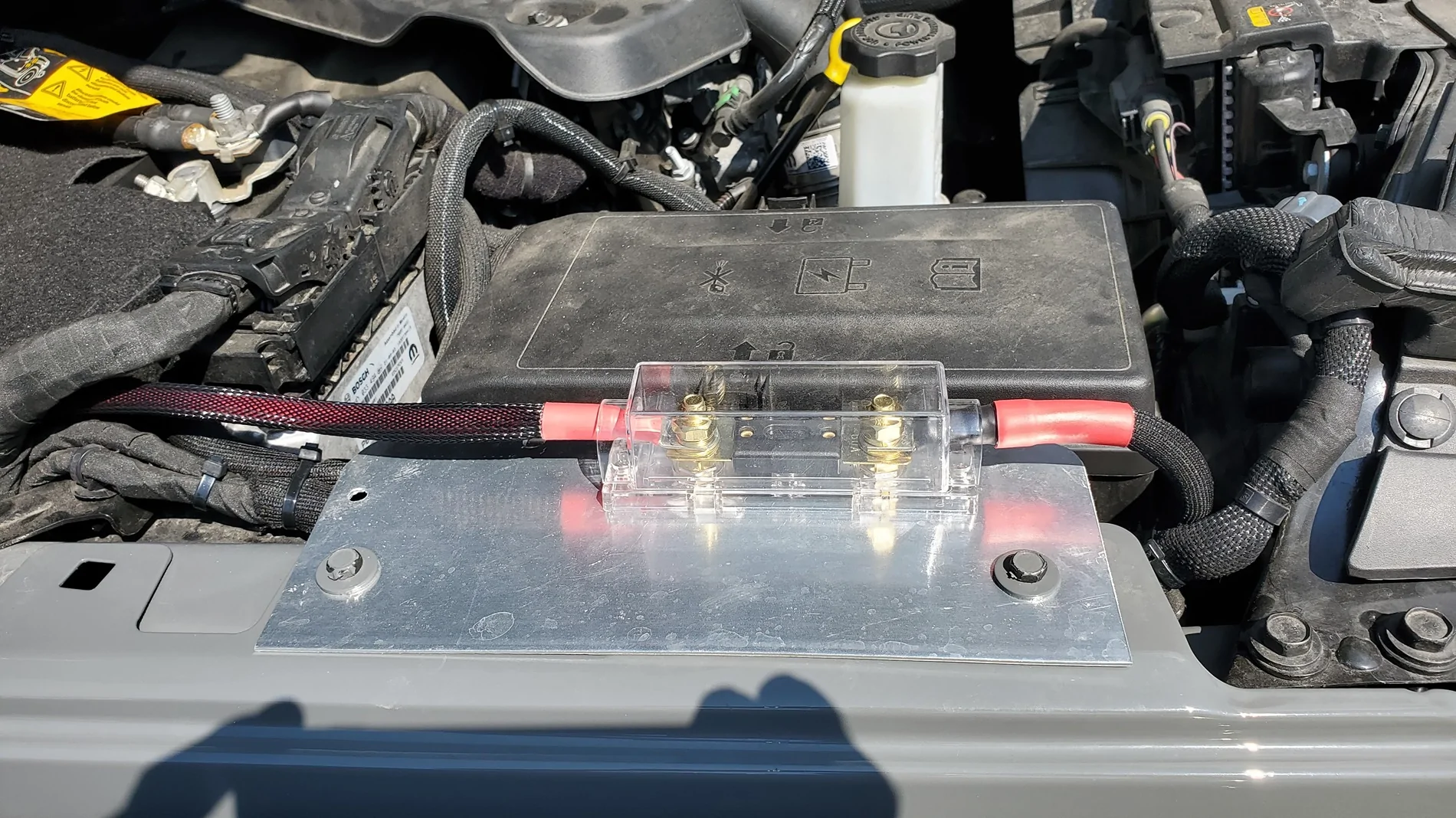 Jeep Gladiator Battery setup for overlanding?'s 20230911_102454