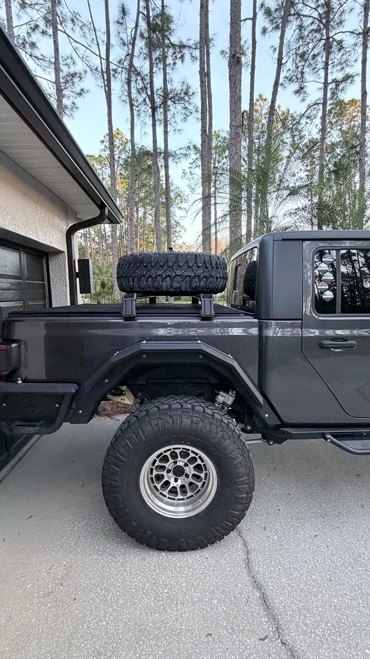 Jeep Gladiator What did you do with your spare? IMG_1573