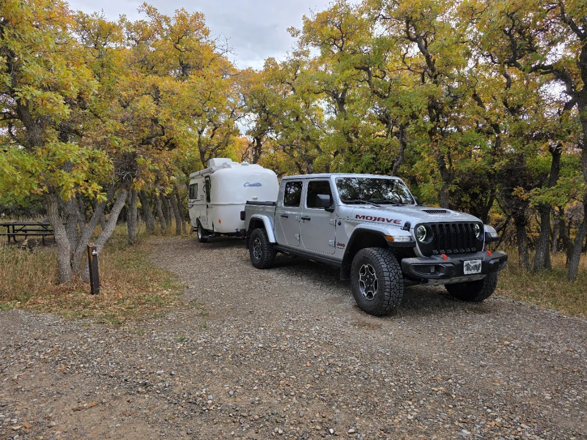 Jeep Gladiator Travel trailer towing with a 2026 Willys Gladiator BuckboardB
