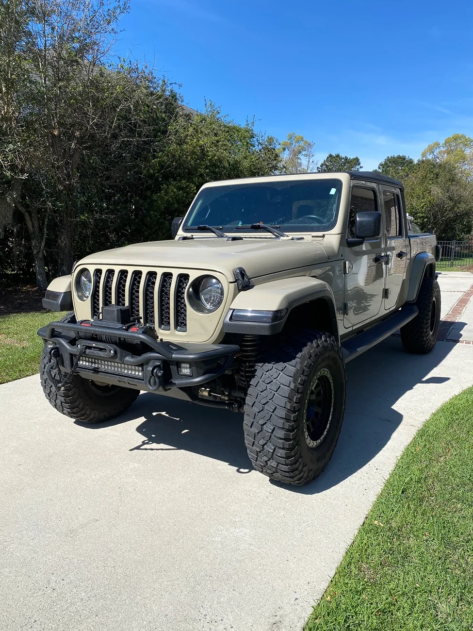 Jeep Gladiator How much should I ask for my Gladiator?? IMG_0573