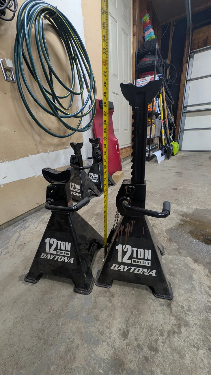 Jeep Gladiator Floor Jack & Jack Stands for full droop PXL_20260318_183740541