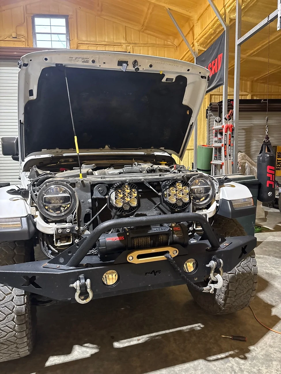 Jeep Gladiator ‘24+ Grille. Performance or Cosmetic Upgrade? IMG_8767