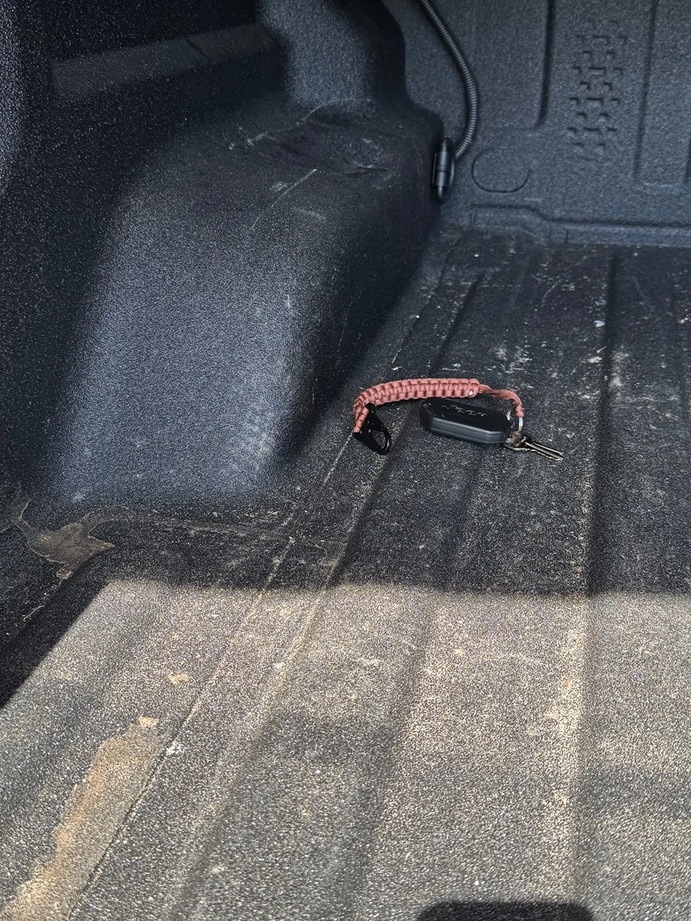 Jeep Gladiator Keys locked in the bed of the truck IMG_3346