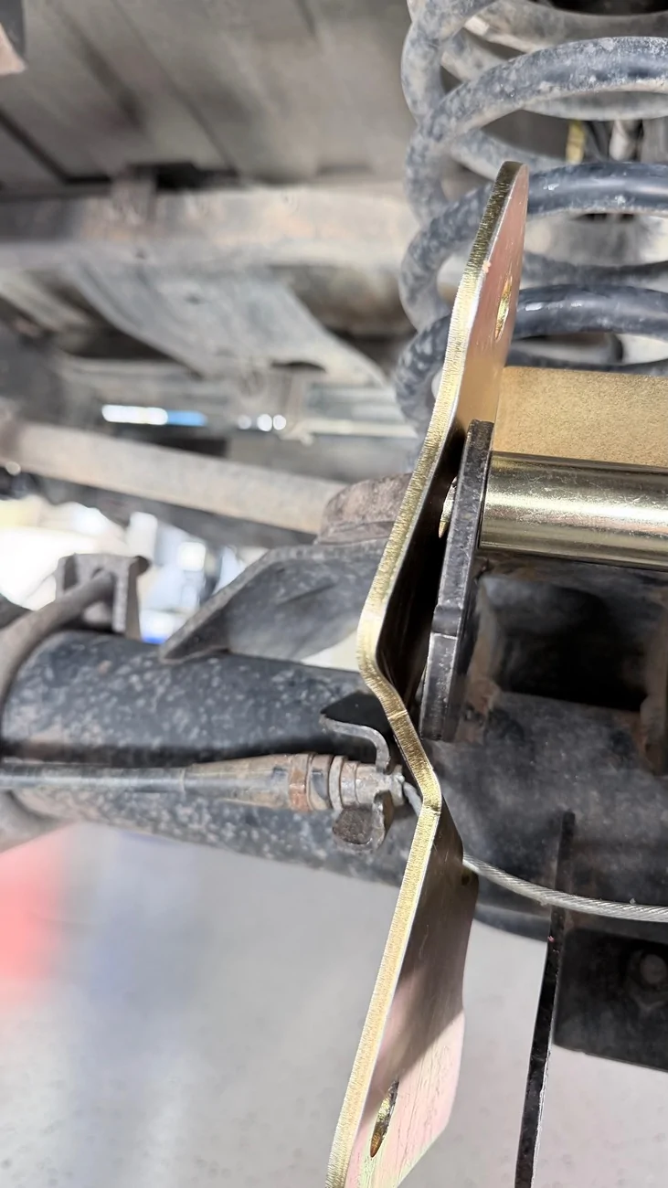 Jeep Gladiator Help installing Metal Cloak rear upper control arm relo bracket IMG_1624