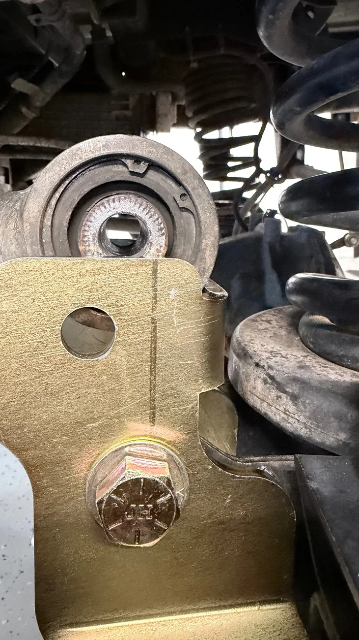 Jeep Gladiator Help installing Metal Cloak rear upper control arm relo bracket IMG_1626