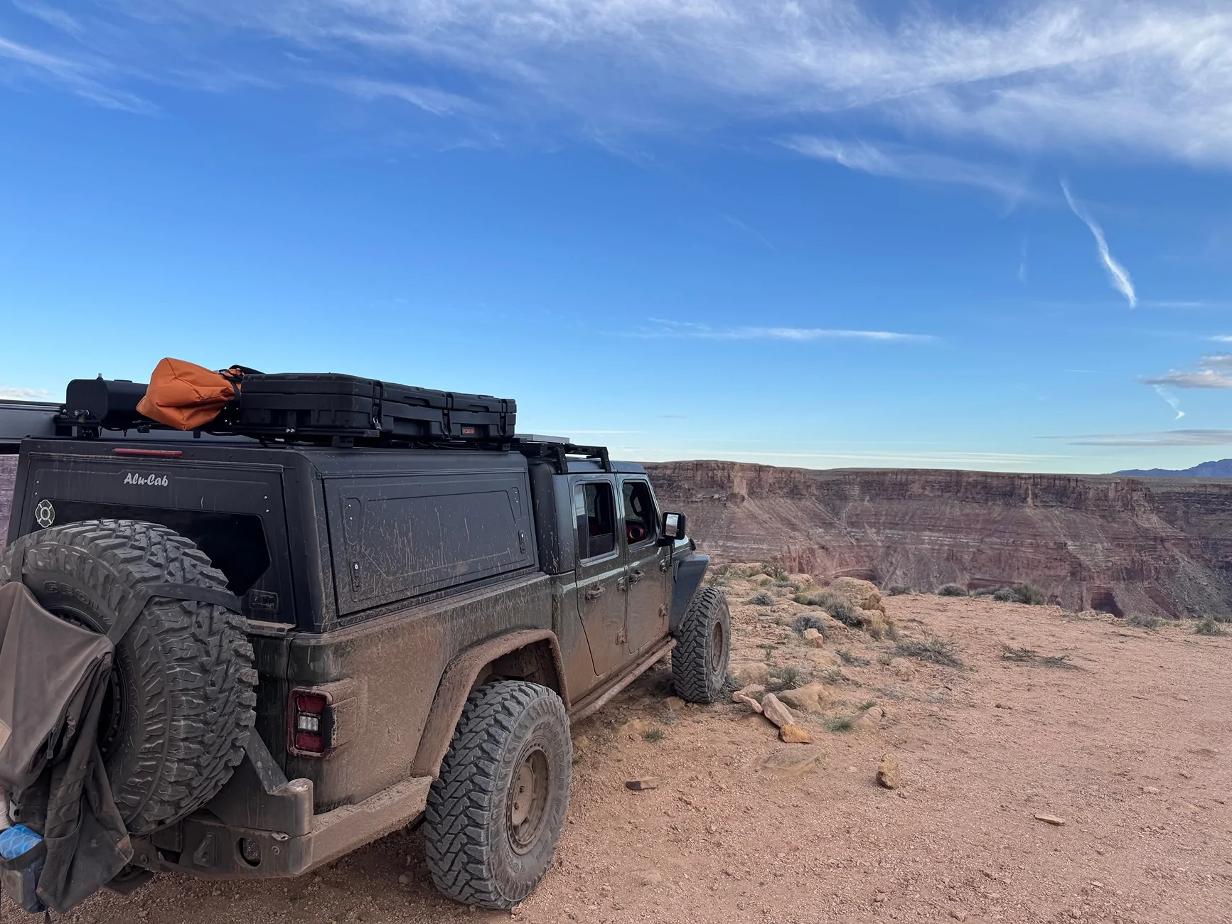 Jeep Gladiator Rear bumper with tire carrier - recommendations? IMG_2914