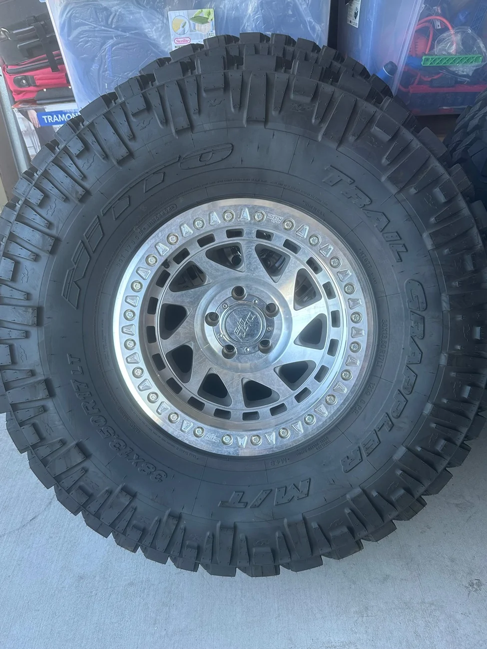 Jeep Gladiator Dirty Life Enigma Race 17x9 -38mm 5x127 Beadlock Rims IMG_3695