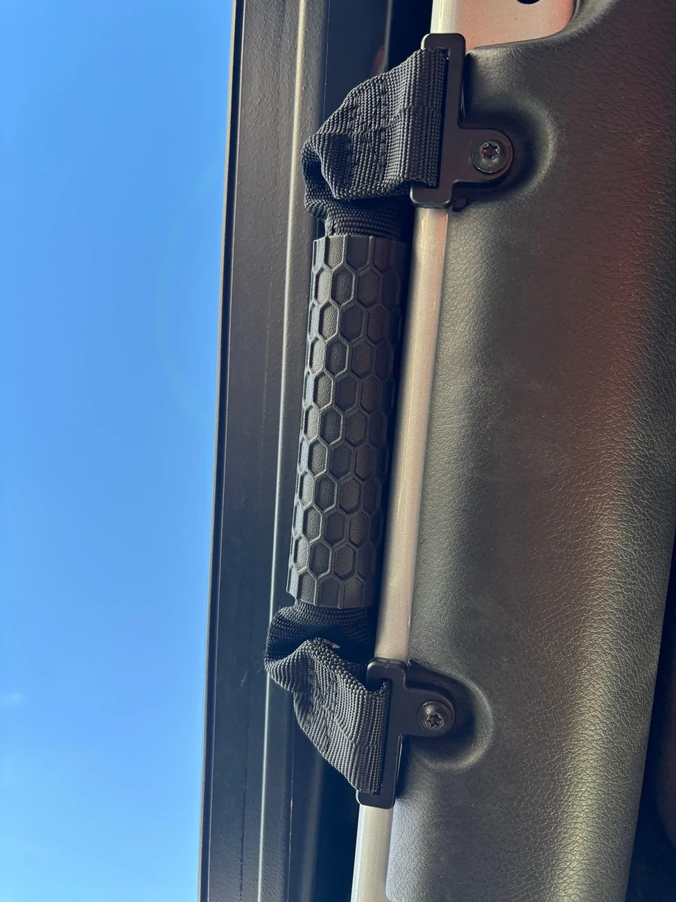 Jeep Gladiator NXTGEN Cross Terrain Magnetic Handles for rear seat IMG_1462