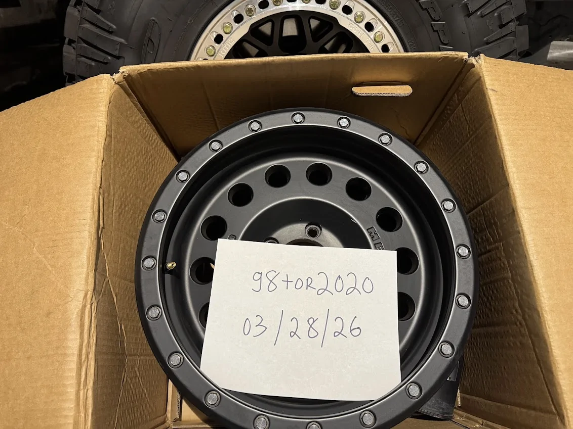 Jeep Gladiator Method Racing Wheels. 17"x 8.5" MR307 0mm offset Offset 4.75" Backspace Black $650 IMG_9112